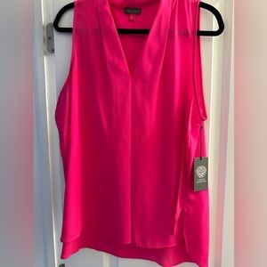 NWT Anne Klein v-neck top.